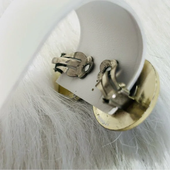 VINTAGE Blue Cabochon Clip On Earrings - Picture 4 of 6